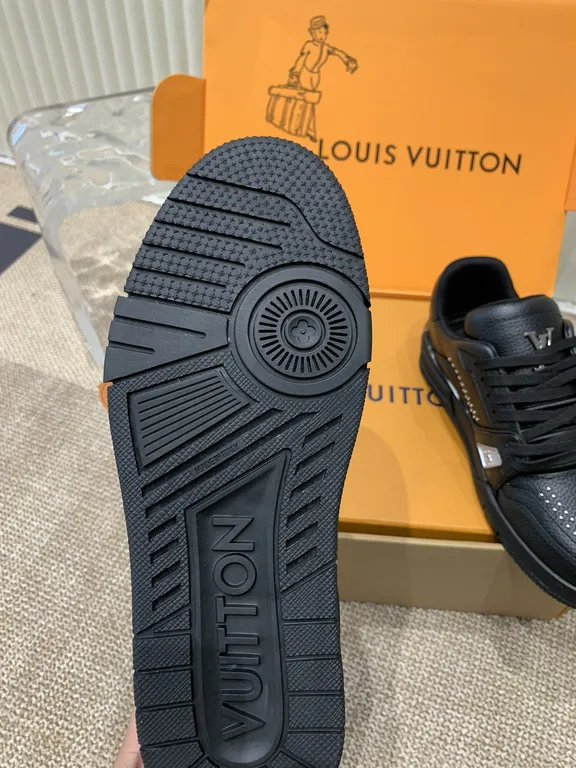 Louis Vuitton Shoe 